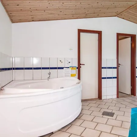 10 Person In Harboore-by Traum 펜션